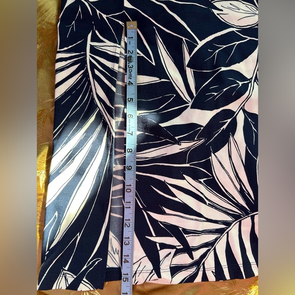 Chico’s Navy & White Tropical Palm Print Skirt size L - Picture 6 of 9